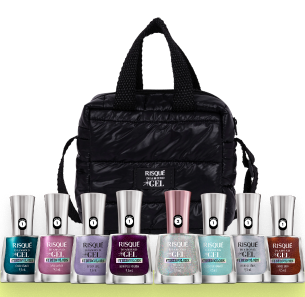 uma fila de esmaltes da linha risqué cybercolors e sob eles uma bolsa preta